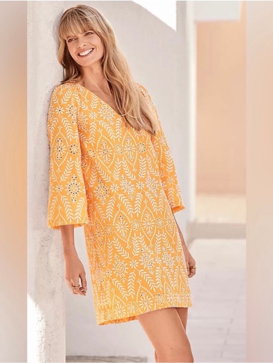 Ann Taylor Dresses & Skirts - ANN TAYLOR Yellow Floral Embroidered V-Neck Mini A Line Dress Resort Travel M